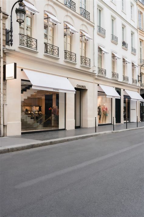 RÉOUVERTURE DE LA BOUTIQUE CHANEL RUE DU 